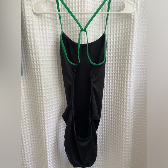 TYR Hexa Cutoutfit One Piece Training/Competition Swimsuit - Picture 5 of 7